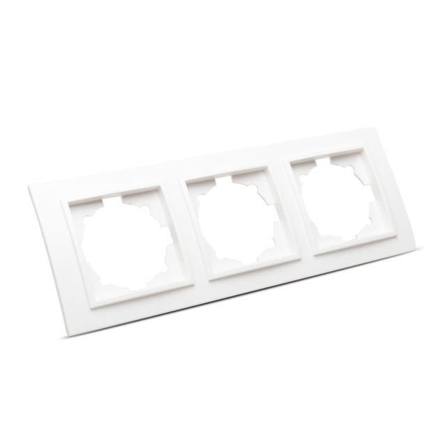 Zena Alb Rama 3 Posturi