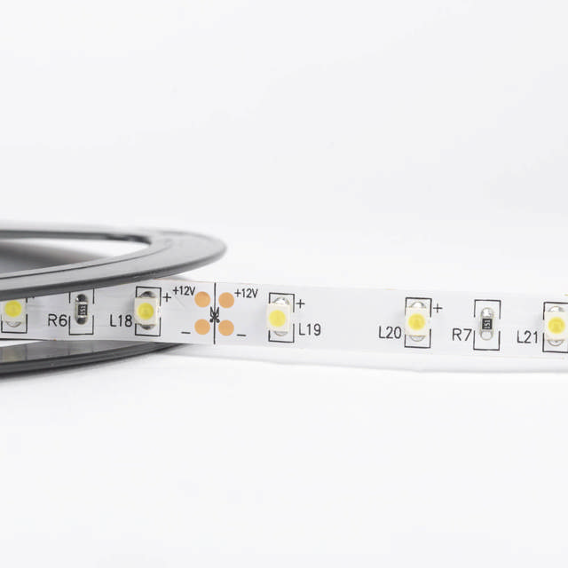 Banda LED 5x60 4.8W/m 6400K IP20 5m/Rola 