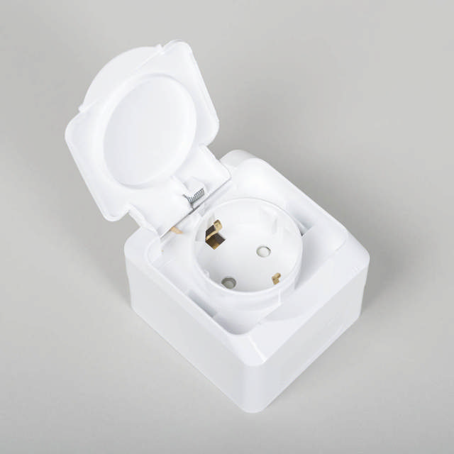 Priza PT IP44, alb, Schuko