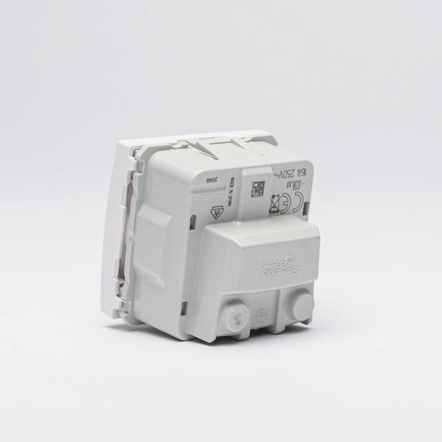 Unica Alb Priza Schuko 2M MGU3.036.18