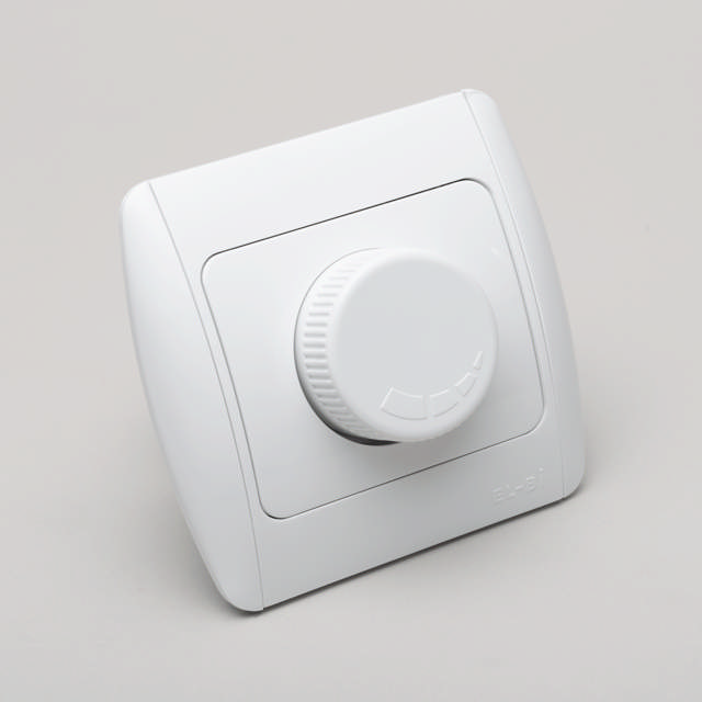 Zirve Variator Tensiune 500W ST