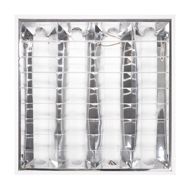 Corp de Iluminat Aparent 4x18W NV-4101.21418