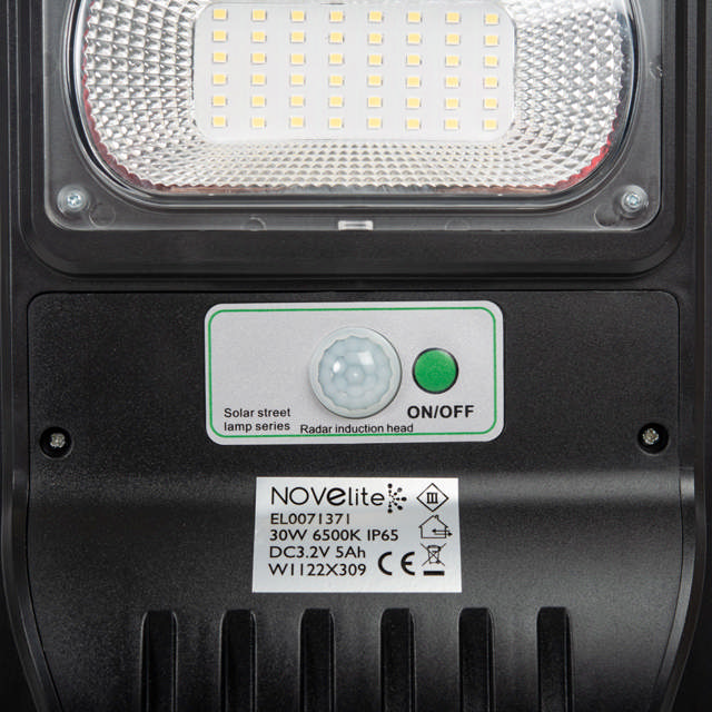 Corp Stradal Solar LED cu Senzor 30W 6500K IP65 - NOVELITE